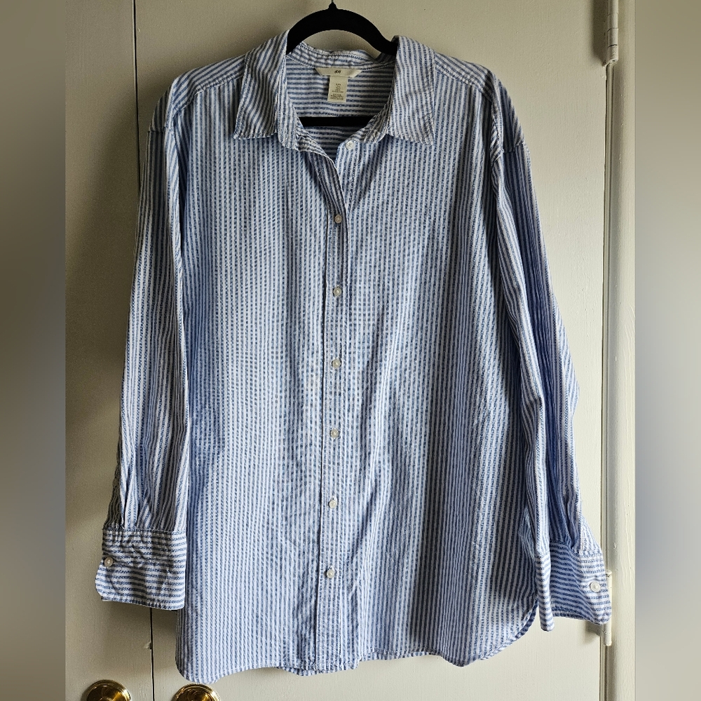 H&M 100% Cotton Blue And White Stripe Button Down Large